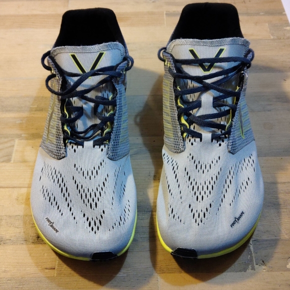 NWOT Altra size 9.5 Vanish running shoes - Picture 2 of 4